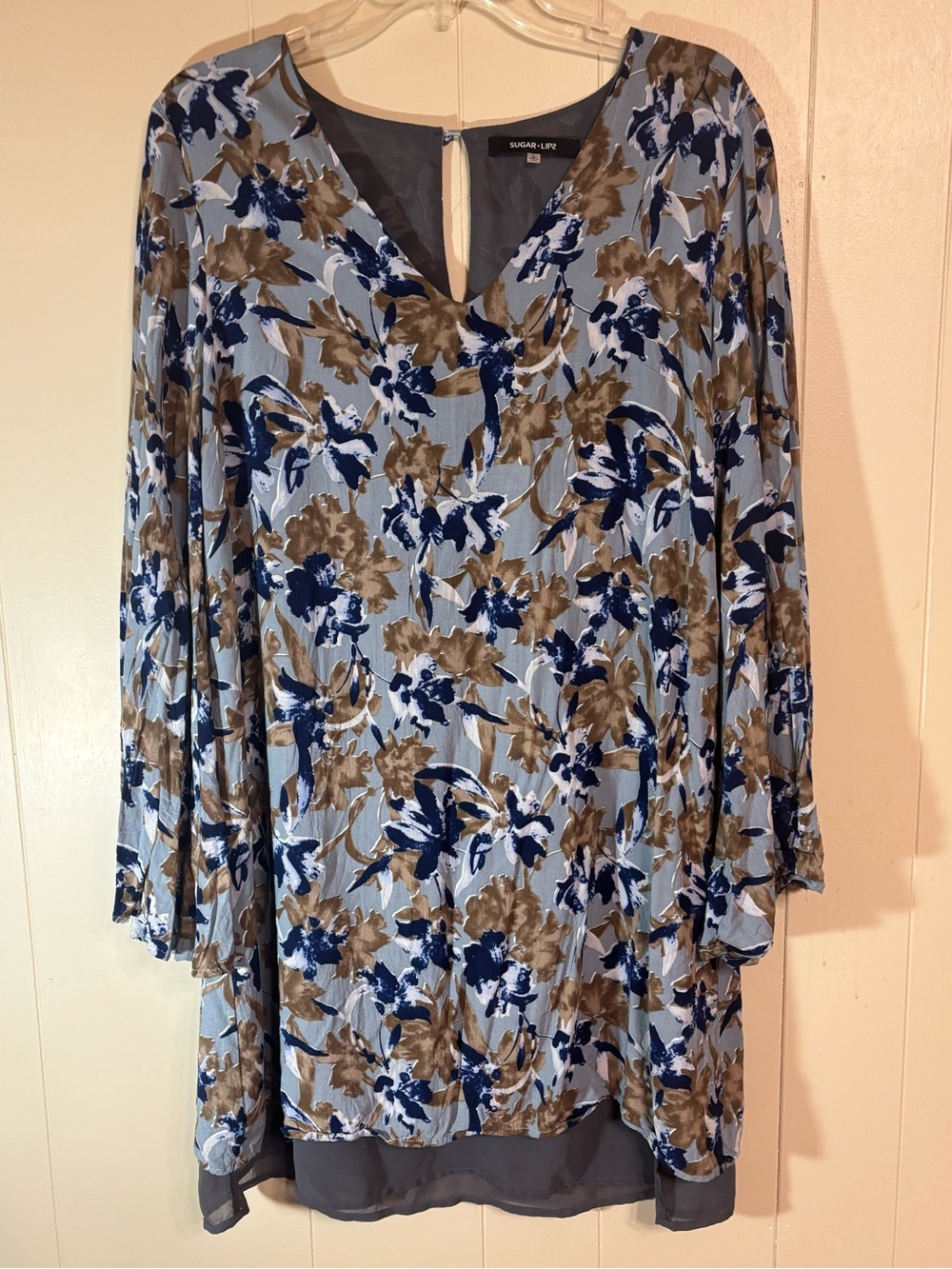 Sugarlips Light Blue Floral V-Neck Tunic with Navy and Brown Accents